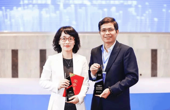 【合作伙伴】遠(yuǎn)傳技術(shù)收獲云計(jì)算大數(shù)據(jù)產(chǎn)業(yè)兩項(xiàng)大獎 【合作伙伴】遠(yuǎn)傳技術(shù)收獲云計(jì)算大數(shù)據(jù)產(chǎn)業(yè)兩項(xiàng)大獎